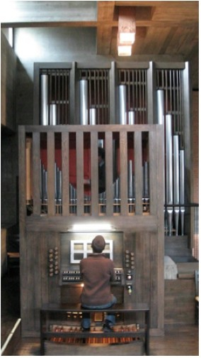Orgel in Reinach, Mischeli-Kirche © Orgelbau Hauser, Kleindöttingen